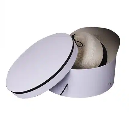 White Round Hat Boxes With Lids