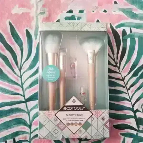 Brush Boxes with Insert